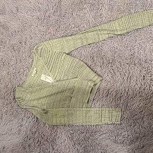 Women's green, cropped, light weight sweater, V neck, size small,